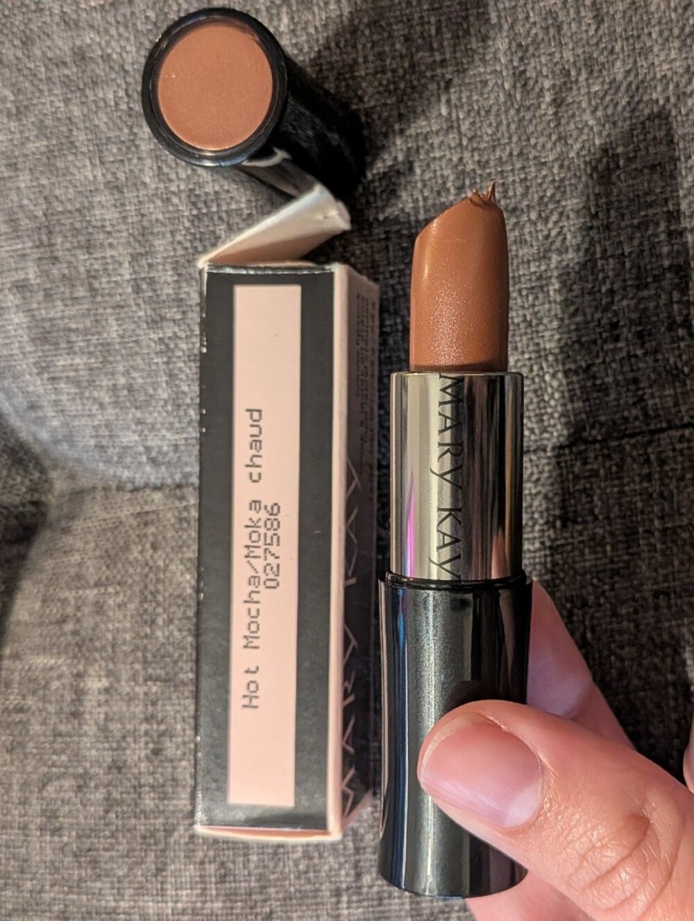 Mary Kay Vintage 2009 Creme Lipstick | Discontinued | Shade Hot Mocha